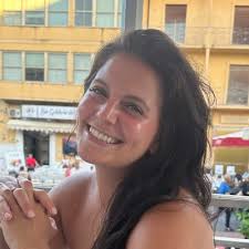 Today marks a year at L'Oréal working for IT Cosmetics and it has been an  absolute DREAM job! I couldn't be more grateful to call this my job  everyday