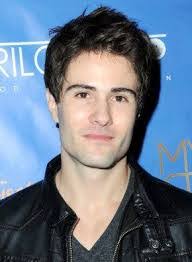 Jeffrey Vandervort's Instagram, Twitter & Facebook