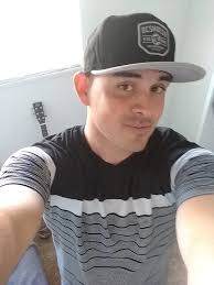 🚨🚨SHARING! FOUND FARM CREST x THOMPSON. CONTACT OP! 🚨🚨