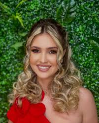 Mariana Clemente (@mariclementecantora) • Instagram photos and videos