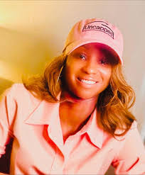 Jenelle King's Instagram, Twitter & Facebook