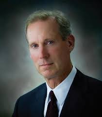 David Vari's Instagram, Twitter & Facebook