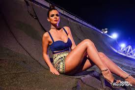 Rialda competed in seasons' five and seven of the televised singing contest zvijezda možeš biti ti (you can be a star). Evo Zbog Cega Je Rialda Karahasanovic Napustila Sarajevo Ekspanzija Com