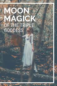 Wiccan Moon Rituals Lunar Spells And Drawing Down The Moon Magick Drawing Down The Moon New Moon Rituals