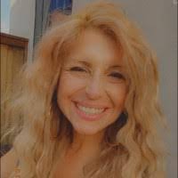 Carrie Kersey's Instagram, Twitter & Facebook