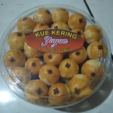 Tata cetakan adoan di atas loyang kemudian panggang selama 30 menit dengan suhu sekitar 150 derajat celcius. Jual Nastar Cengkeh Kab Kendal Roti Yuyun Tokopedia