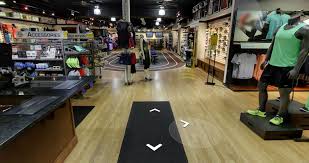 The dick's sporting goods in naperville, il has everything you need for every season, whether you're taking on a new training routine, gearing up for a round of golf or looking for a new pair of running shoes. Proper Shoe Fitting From Naperville Running Company Running Company Latest Shoes Naperville
