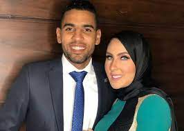 مؤمن زكريا لاعب نادى أنبى الذى أختلف عليه الكثير من الانديه وبالطبع منهم نادى الاهلى ونادى الزمالك لمهارته الفائقه التى شهد بها الكثيرون وعلى مدار يومين كانت الاخبار تدور. Ù‡Ù† Ø¨Ø§Ù„ØµÙˆØ± Ù…Ù† Ø§Ù„Ø®Ø·ÙˆØ¨Ø© Ù„Ù„Ø¥Ù†Ø¬Ø§Ø¨ Ù…Ø´ÙˆØ§Ø± Ù…Ø¤Ù…Ù† Ø²ÙƒØ±ÙŠØ§ Ù…Ø¹ Ù†ØµÙÙ‡ Ø§Ù„Ø­Ù„Ùˆ