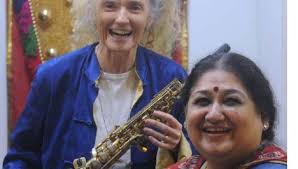 Bridge of Dreams concert review: Stage Noise, Diana Simmonds