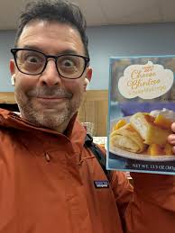 THEY'RE BACK! We did it!!! TRADER Cheese JOE'S Blintes crepes 6 cheese  filled NETWI.13.5OZ(383 NET NETWT. 13.5OZ 383 អង០ពក៉់នន I