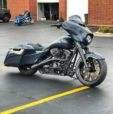 Credit To Daperformancebaggers Follow Tag Hd Tourers And Baggers On Harley Davidson Street Glide Harley Bikes Harley Davidson Street