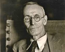 Tienes razón, lobo estepario. Y sin embargo, tienes que sucumbir. Eres  demasiado exigente con este mundo; el mundo te rechaza; eres demasiado para  él. El que hoy quiera vivir su vida, no