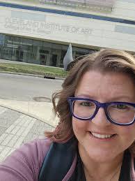 Amanda Fronek's Instagram, Twitter & Facebook