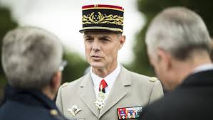 A military tribune (latin tribunus militum, tribune of the soldiers, greek chiliarchos, χιλίαρχος) was an officer of the roman army who ranked below the legate and above the centurion. Tribune De Militaires 18 Signataires Passeront Devant Un Conseil Militaire Linfo Re France Politique