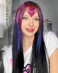 People think I look like a pretty Dracula... 🧛🏻‍♀️