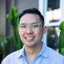 Tim Spohr's Instagram, Twitter & Facebook