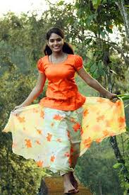 South Indian Village Traditional Dress Blouse And Long Skirt Girls Actress New Gallery Actr Traditional Dresses Indian Girls Images Indian Actress Hot Pics