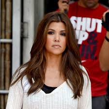 Have You Ever Noticed This About Kourtney Kardashian S Hair Color Kardashian Hair Color Kourtney Kardashian Hair Kardashian Hair