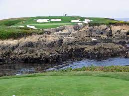 The 15th is one of my favorite short par 3s that i have ever played. Cypress Point Golf Club Pebble Beach California Golfcoursegurus