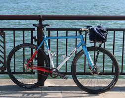 シクロクロスのフレームを使ってロードバイクを楽しんでみる 広島の自転車ショップ ファットバイク シングルスピード ロングテールバイク シクロクロス ハンドメイドフレームなど grumpy グランピー 自転車 ロードバイク シクロクロス