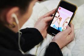 Streamers are quickly becoming some of the most influential and popular celebrity figures out there, even ahead of the usual music artists, sports personalities, and reality tv stars. Fear And Loathing In Hollywood At Streamers Stranglehold Entertainment The Jakarta Post