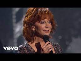 Riesige auswahl an cds, vinyl und mp3s. Reba Mcentire Hard Candy Christmas Youtube