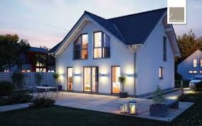Neubau Mit Garten Und Terasse Kern Haus Haus Aussenbeleuchtung Haus