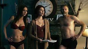 Katherine isabelle nude - stvincent.nupark.com