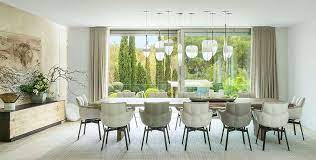 E' qui infatti che trascorriamo la maggior parte del dai mobili, ai colori, agli accessori, vediamo quali sono gli elementi per arredare una sala da pranzo in perfetto stile provenzale. Sala Da Pranzo Elegante 20 Idee Di Arredamento Mondodesign It