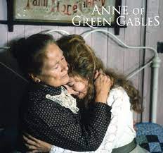As anne falls into a series of scrapes (and off a roof), makes a bosom friend, searches (and finds) several kindred spirits, matthew and marilla discover that their lives have become a great deal richer, now that anne is at green gables. 10 Life Lessons We Ve All Learned From Anne Shirley
