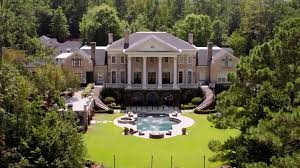The Mansion Reboot Dynasty Wiki Fandom In 2021 Mansions Celebrity Houses Mansions Atlanta Mansions
