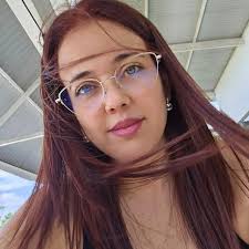 Made a little hair color change and I am LOVING LIFE back in the red lane  🥰🥰🥰 Thank you @abbieaddotta for truly being a master colorist (and thank  you @balayagebynancybraun for the