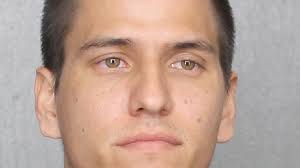 Man arrested, charged with groping teen at Hollywood bus stop