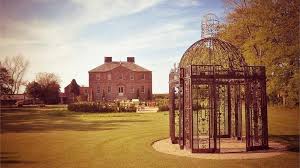 Our Favourite Disney Wedding Venues That Are Fit For A Princess Disney Wedding Venue Wedding Venues Stunning Wedding Venues
