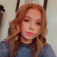 Amber Gabbert's Instagram, Twitter & Facebook