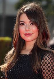 Miranda cosgrove walks the beachy shoreline for neutrogena's 2012 wave for change event in los angeles on monday (july 16). Http Images6 Fanpop Com Image Photos 32200000 2012 Primetime Creative Arts Emmy Awards Miranda Cosgrove 3227 Miranda Cosgrove Miranda Miranda Cosgrove Icarly