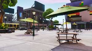 There's a new champion of zone wars and a rise in popularity with hide n' seek games. Pixel Plaza Times Square New York Fortnite Creative Map Codes Dropnite Com