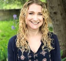 Sophia Kent's Instagram, Twitter & Facebook