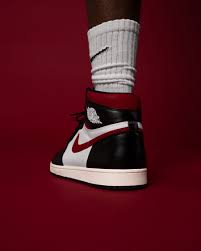 5.0 out of 5 stars 1. Air Jordan 1 Retro High Og Gym Red 555088 061 Sneakers Magazine