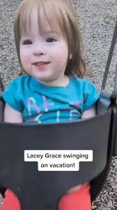 Laughlikelacey (@laughlikelacey)’s videos with Walking On Sunshine