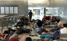 Sosialisasi dilakukan agar tidak ada lagi alasan bagi masyarakat untuk tidak membayar pajak. Kdn Lancar Pelan Holistik Perangi Pendatang Tanpa Izin Selangorkini