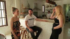 Doch das scheint durch die aktion eher kunden zu verlieren. Laura Und Der Wendler Schlagersanger Legt In Doku Finanzen Offen Web De