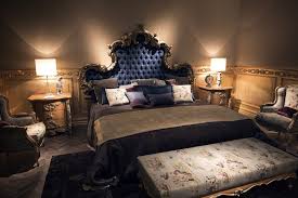 Lucca bedroom by j&m furniture offers unique design and outlook of the modern bedroom. Gold Glitter And Endless Luxury 15 Opulent Bedrooms From Classic To Modern