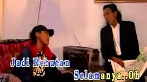 Sakit yang datang menguji kasih dan sayang antara merendang semalam mungkin takkan berbuah. Chords For Karox Hattan Rendang Tak Berbuah