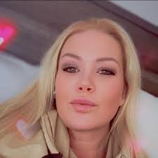 I'm curious if anyone knows if sharks are usually around PCB or is it  unusual that so many have been so close lately. We were there the beginning  of June & didn't