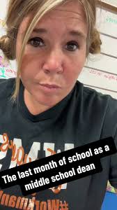 #taylorswift #fakeittillyoumakeit #smile #icandoitwithabrokenheart  #lastmonthofschool #teachersoftiktok #middleschool #helpisontheway #itsajoke