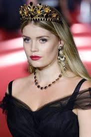 If you continue to use this website without changing your cookie settings or you click accept below then you are consenting to this. Lady Kitty Spencer S Engagement Ring Could Cost Up To 160 000