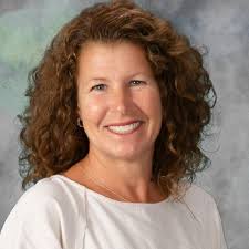 Dana Batchelor's Instagram, Twitter & Facebook