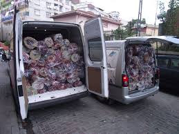Halilar Servise Hazir Gungoren Ve Cevre Ilcelerde Haliyikama Hizmeti Veren Firmamiz Bahar In Gelmesi Ile Birlikte Hali Yikama Sezonunu Acmis Bulunmakt Halilar