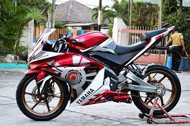 Makanya modifikasi jenis ini termasuk yang memiliki banyak penggemar, karena kinclongnya bahkan kelihatan dari kejauhan. 19 Vixion Ideas Yamaha Motor Motorcycle